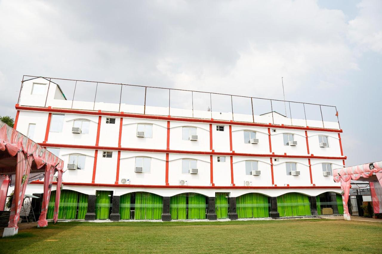 Oyo 41923 Prema Kunj Resort Jhānsi Exterior photo