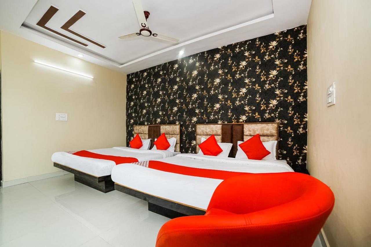 Oyo 41923 Prema Kunj Resort Jhānsi Exterior photo