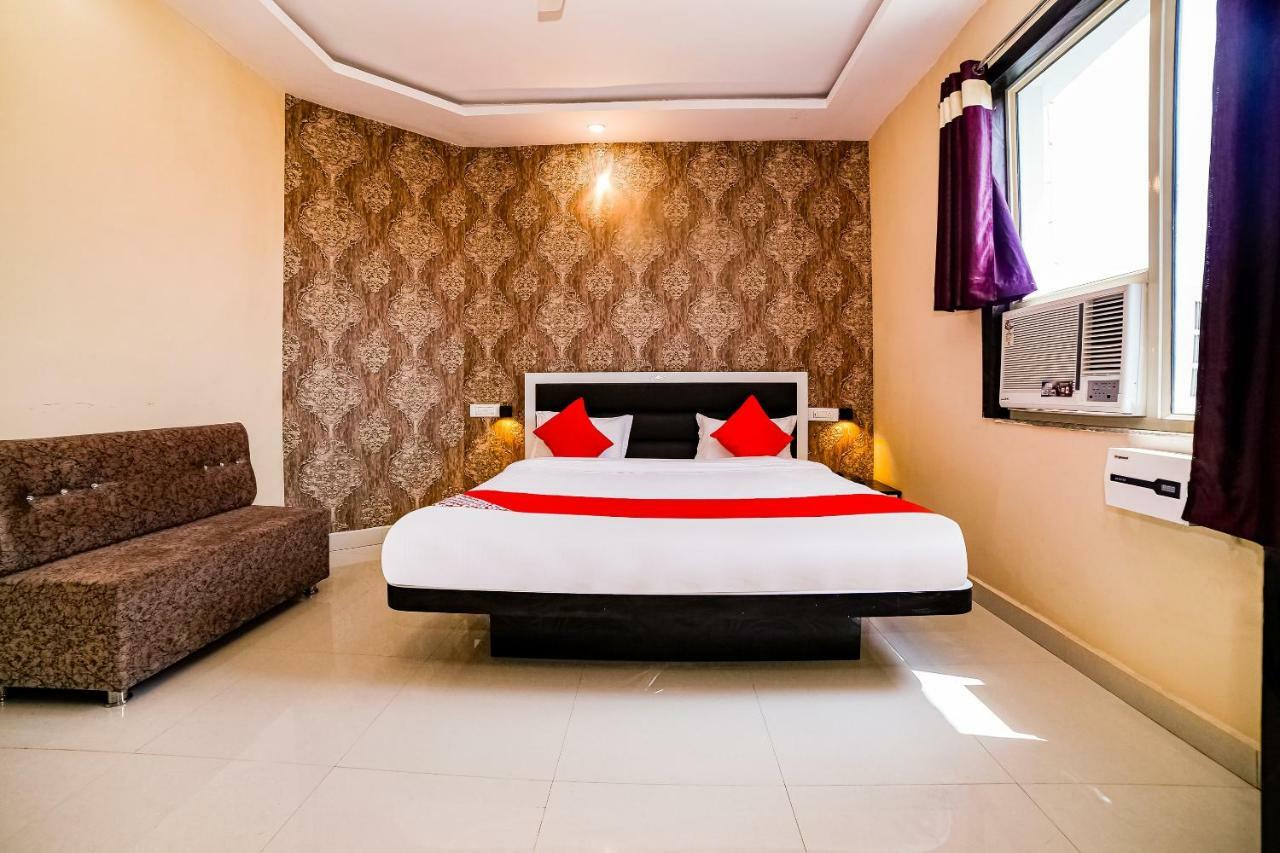 Oyo 41923 Prema Kunj Resort Jhānsi Exterior photo